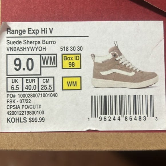 Vans - Picture 2 of 7